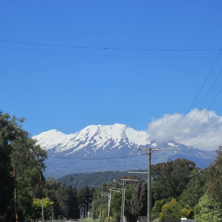 The Hobbit Motorlodge Ohakune Exteriér fotografie